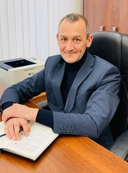Первый заместитель главы управы по вопросам жилищно-коммунального хозяйства, благоустройства и строительства